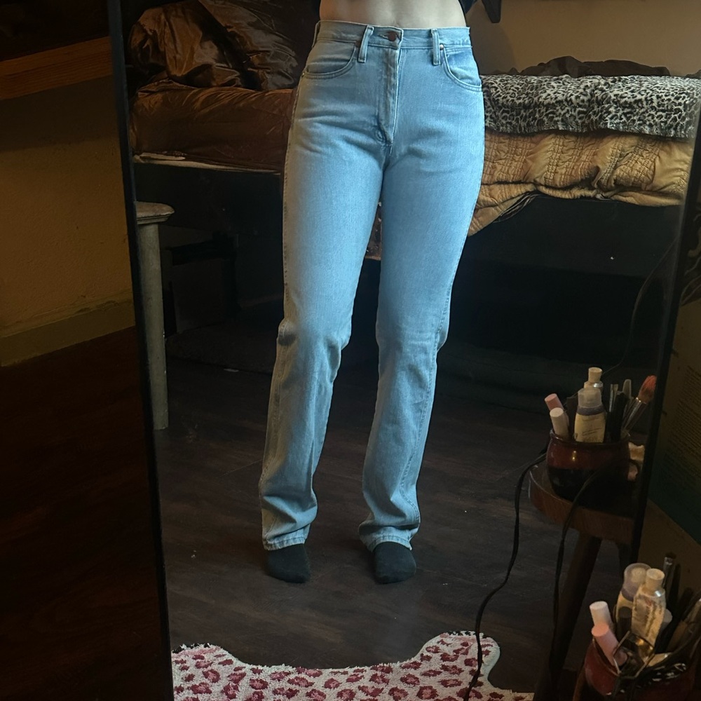 WOMEN'S WRANGLER ICONIC COWBOY CUT® JEAN
Size 3, 36 inseam